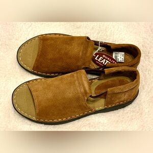 Elegant Brown Leather Sandals